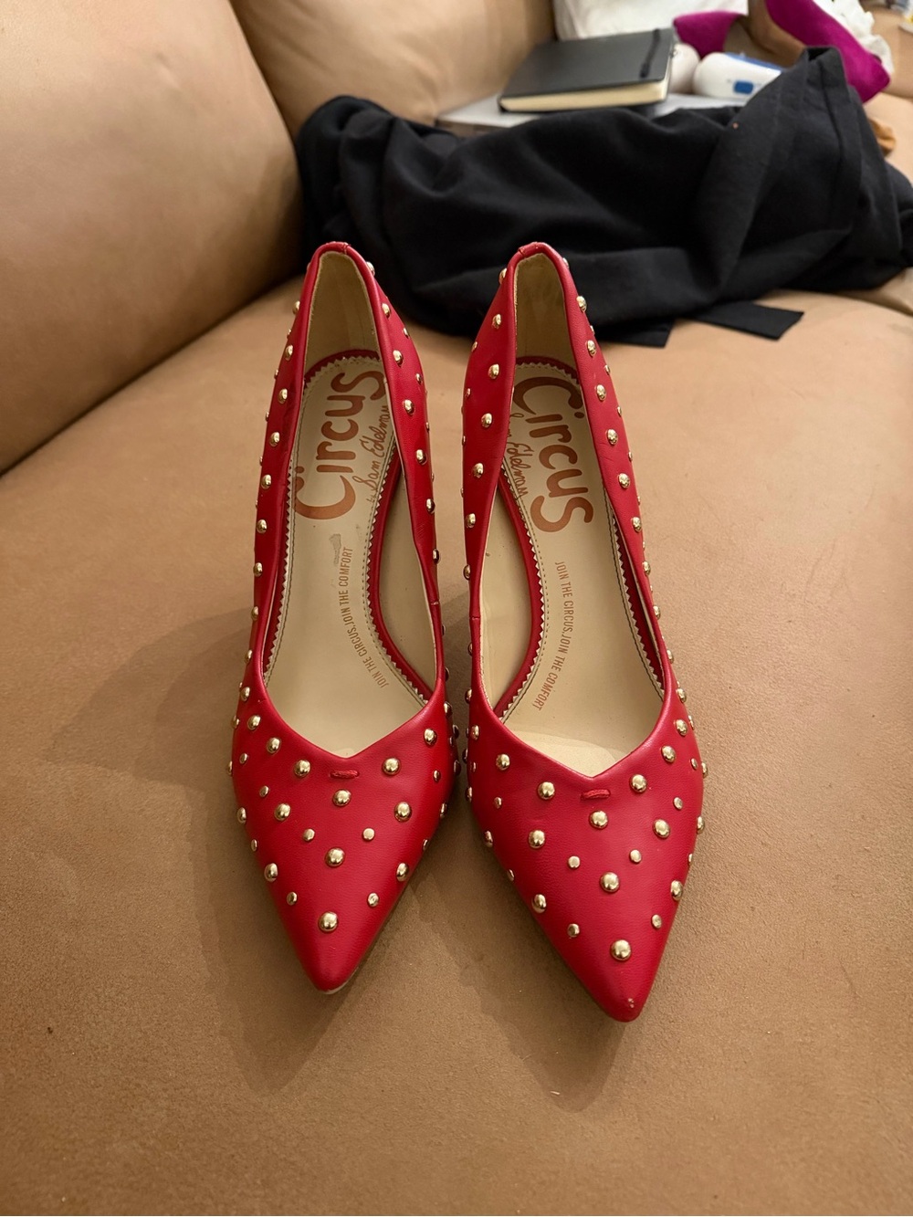 Circus by Sam Edelman Red Gold Studded Pointed-Toe Pumps